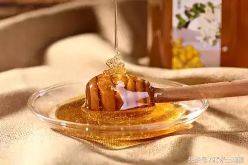 蜂蜜过期了怎么办小妙招,蜂蜜过期了怎么处理最好