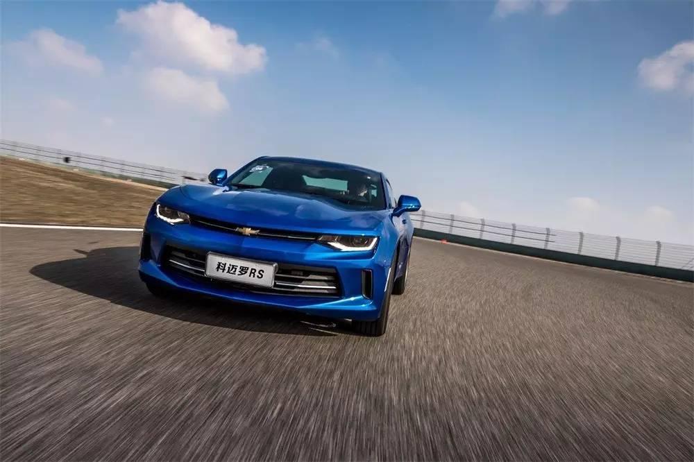 雪佛兰科迈罗rs漂移,雪佛兰科迈罗大黄蜂敞篷版漂移