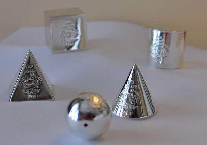 这些钱币可真稀奇让人大开眼界,你小时候见过这些钱币吗