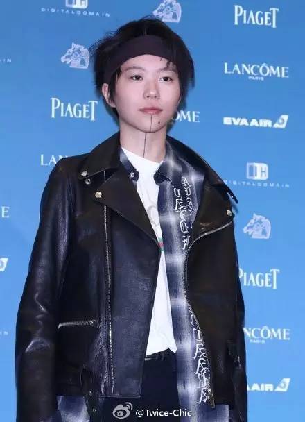 今年最潮的衣服,今年最流行的衣服30多岁穿的