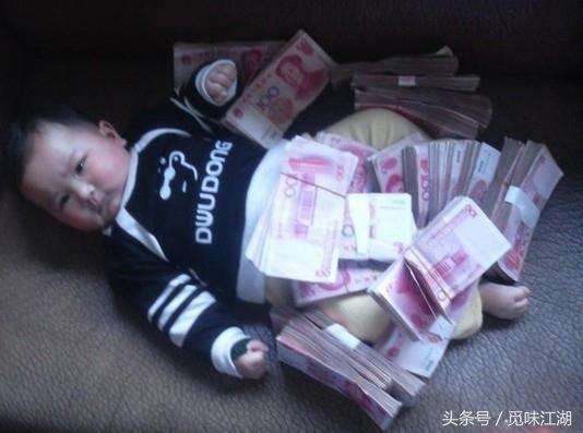 鎮夊凹鐜懓婀惧瘜浜哄尯,鎮夊凹灞堣嚕姘忔咕