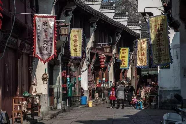 南京免费景点一日游攻略,南京栖霞区免费游玩景点推荐