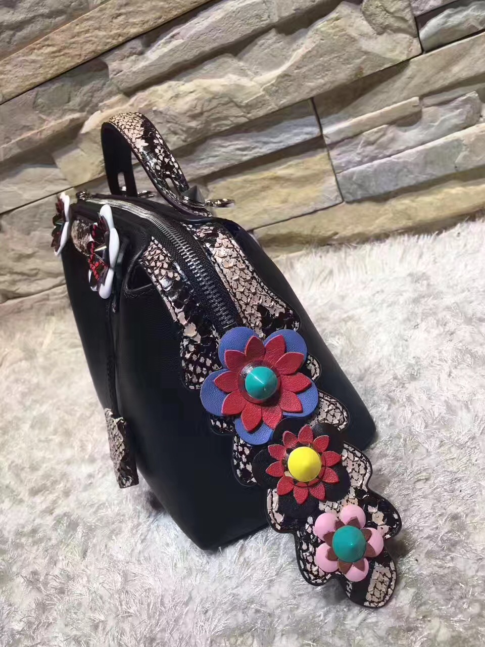 fendi包包大中小,fendi包经典款