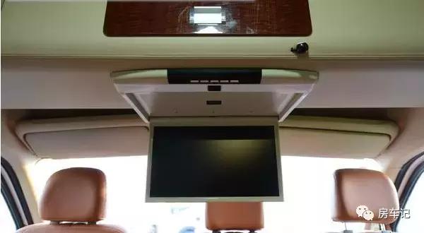 上汽大通v80长轴中顶自动挡房车,2019款大通v80豪哥自动挡房车