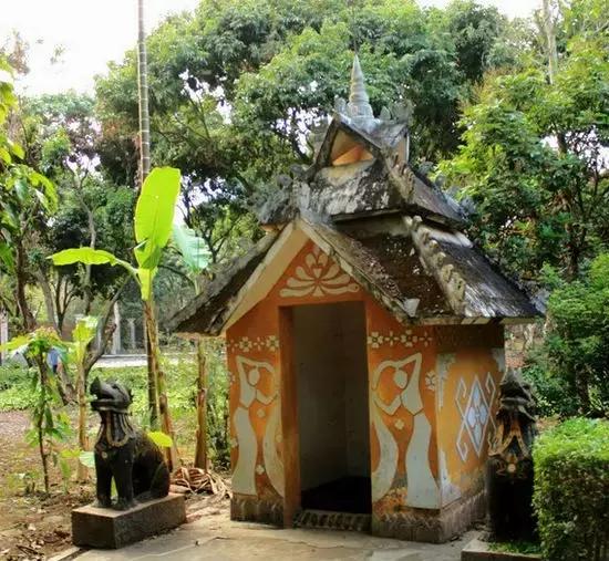 泼水节后，西双版纳该怎么玩，附防高温注意事项