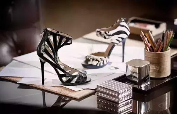 jimmychoo属于什么档次,jimmychoo春夏品牌发布会