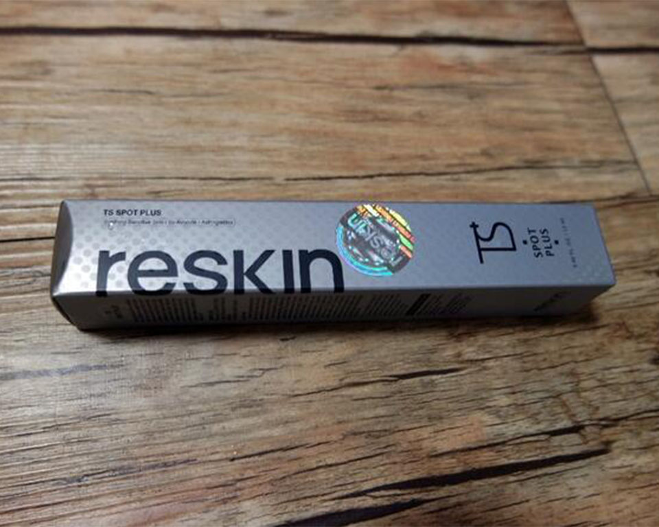 脖子后面长痘痘吃什么药,脖子后面头发长痘痘