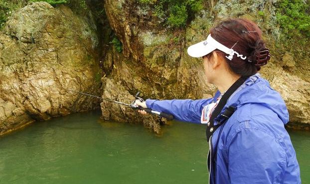 路亚钓法技巧讲解,路亚钓法初级入门教学