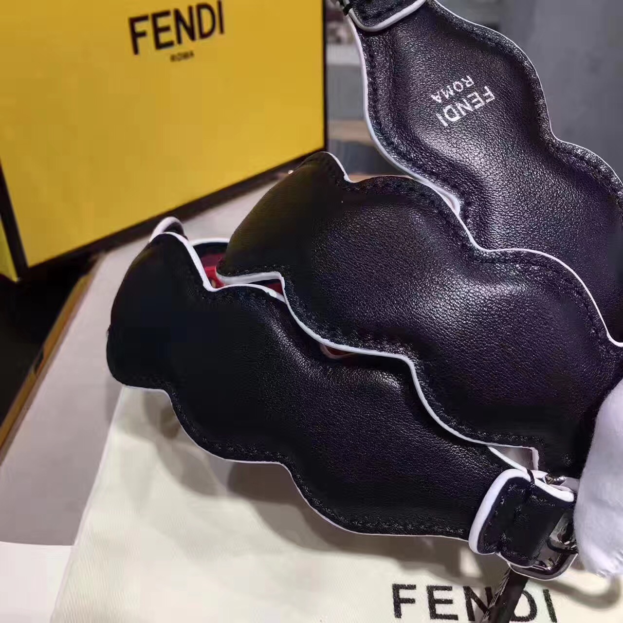 fendi包包大中小,fendi包经典款