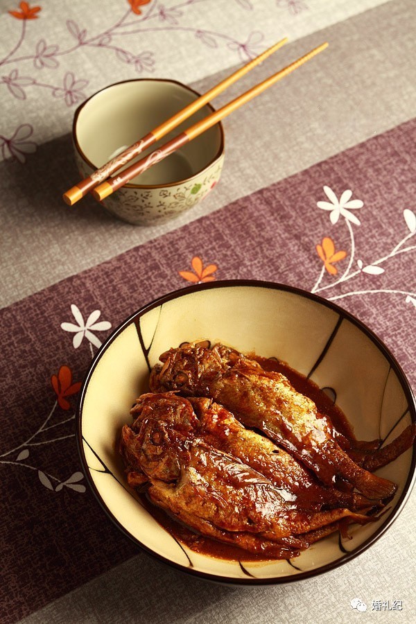 女方陪嫁毛毯算被子总数量吗,女方陪嫁皮箱高档可放被子