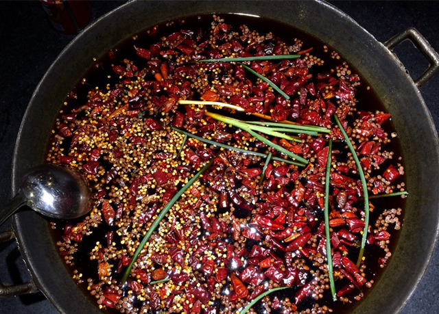 听说你们四川人有种毒，服下会有种不可描述的肉麻