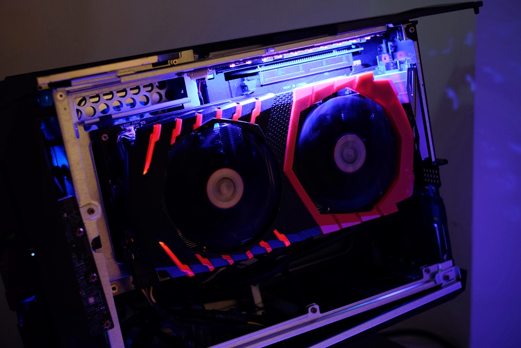 是谁？重新定义电竞主机，全面实测：宙斯盾3/Aegis3