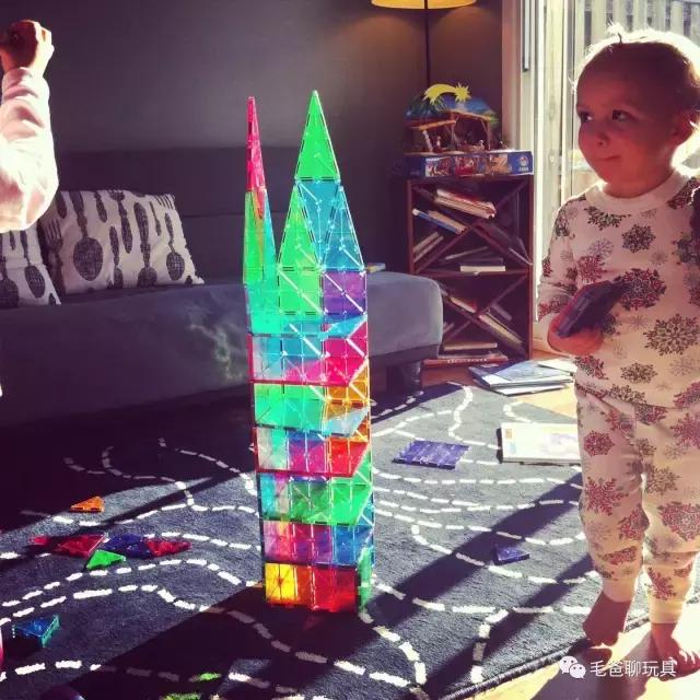 鹿晗的颜值和这款积木比起来，简直就是渣渣~对这款积木中毒已深