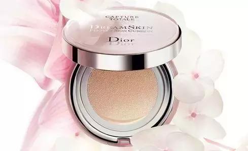 几款轻薄气垫拯救你的烈烈夏日！