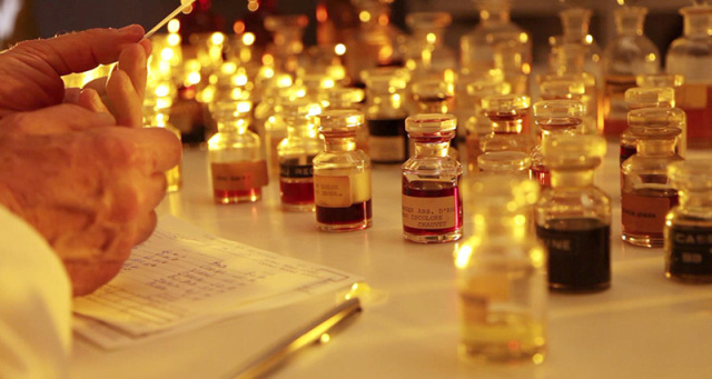 香水鉴赏方法,香水的优劣