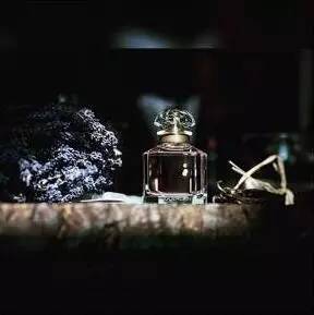 你值得拥有的一款时尚高级的香水,哪款大牌香水低调不张扬
