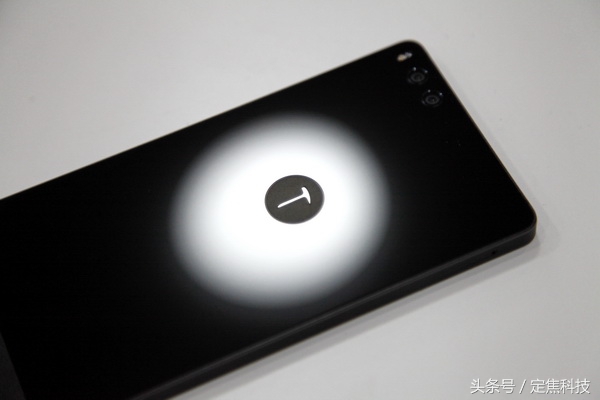 坚果pro揭开真面目,老罗坚果pro2发布会完全视频