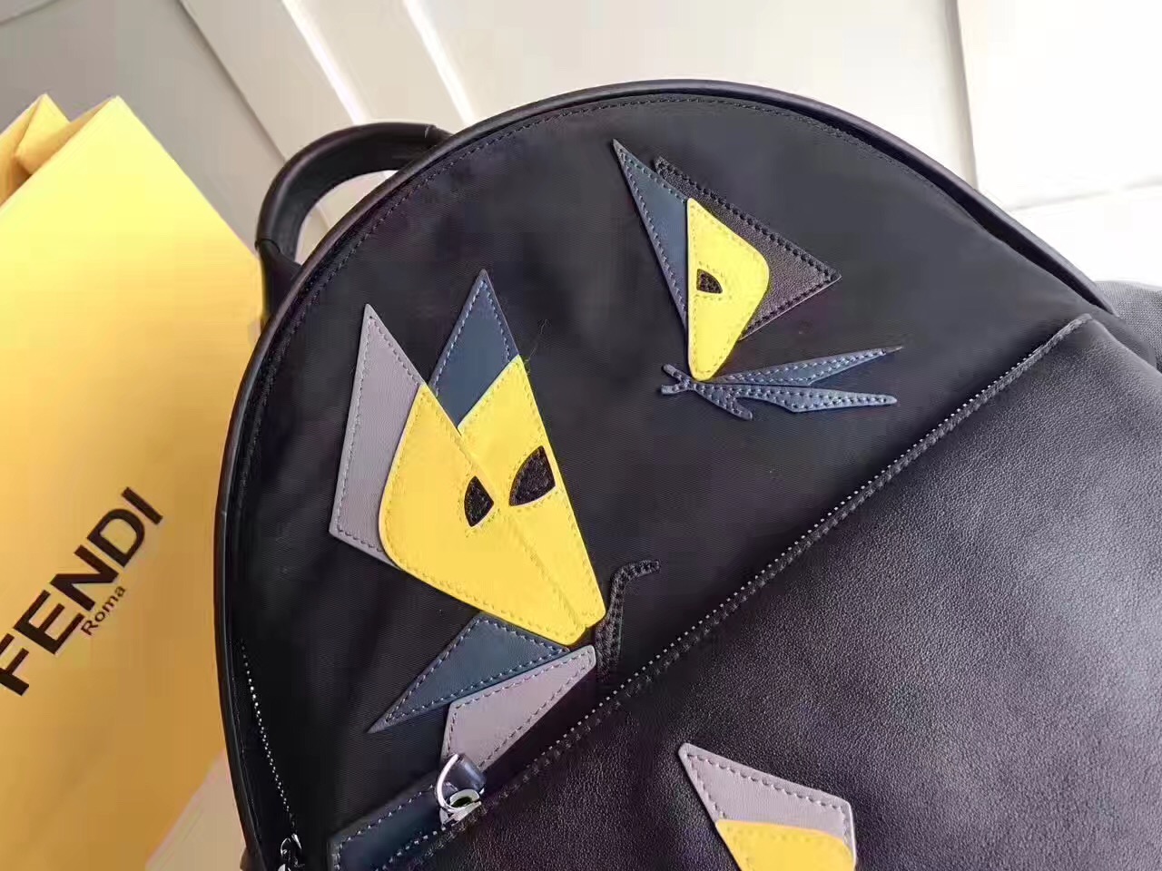 fendi包包大中小,fendi包经典款