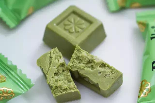 十款全球公认的爆款零食,40款零食测评胖了10斤的含泪推荐