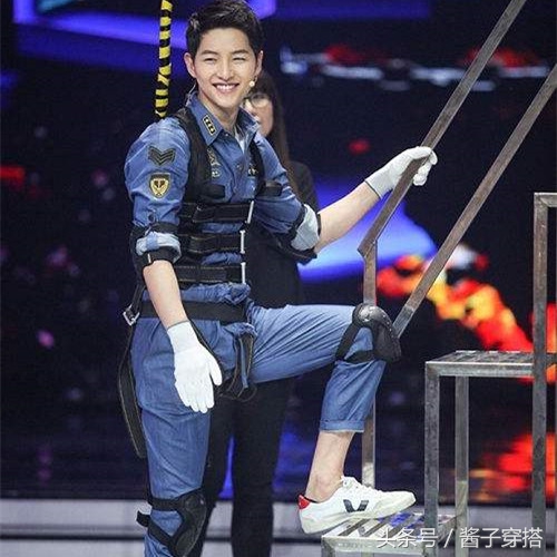 2017匡威秋季新款鞋,帆布鞋匡威万斯