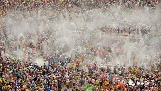 泼水节后，西双版纳该怎么玩，附防高温注意事项
