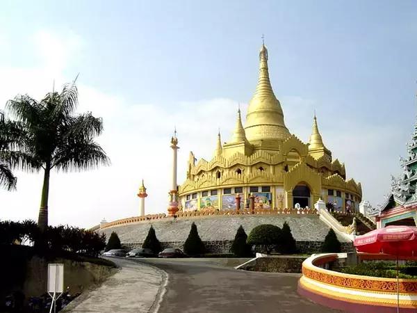 泼水节后，西双版纳该怎么玩，附防高温注意事项