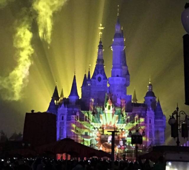 迪士尼游玩攻略需要带什么,上海迪士尼游玩攻略冬季