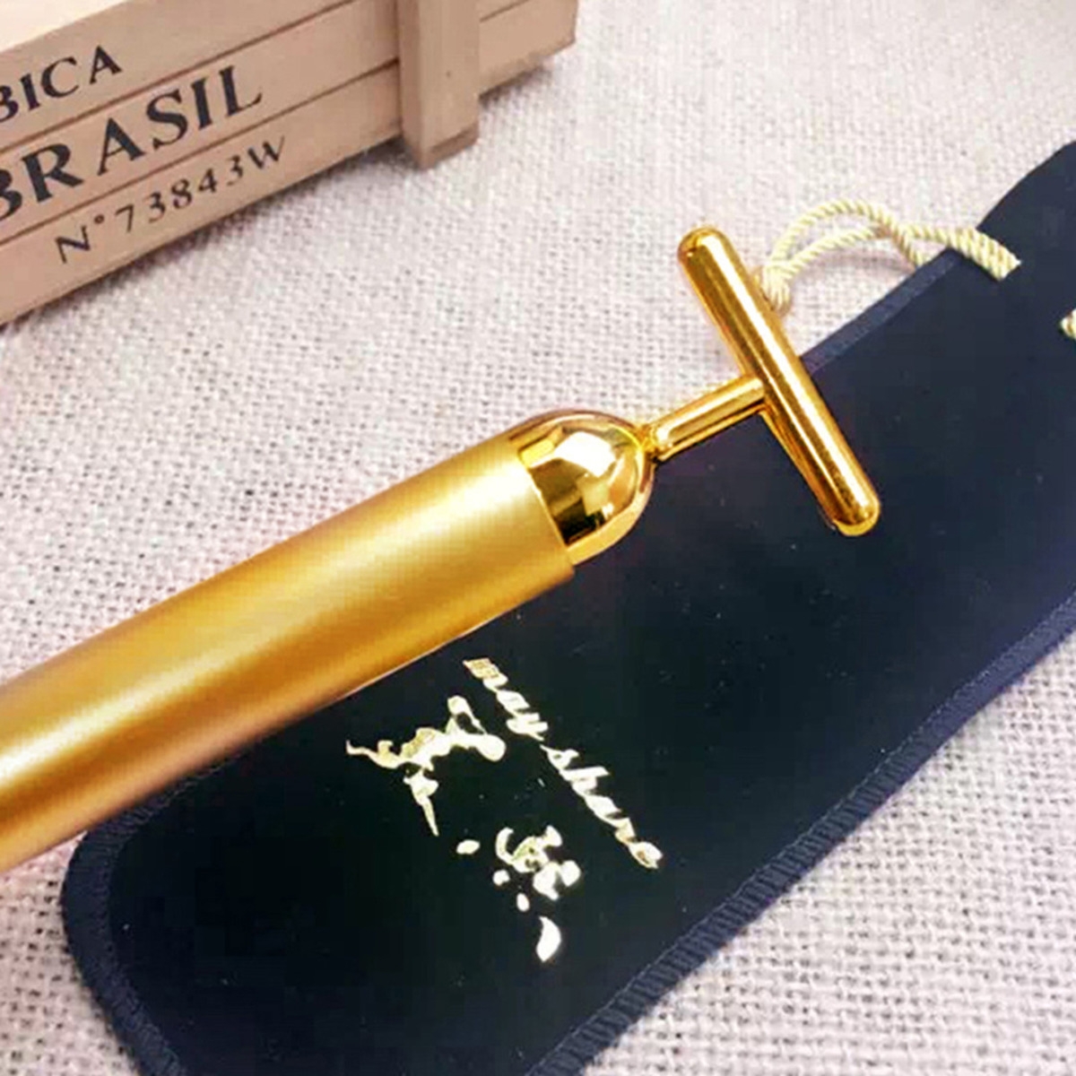 编辑朋友圈｜听说，你宁可相信爱情，也不信美容仪？