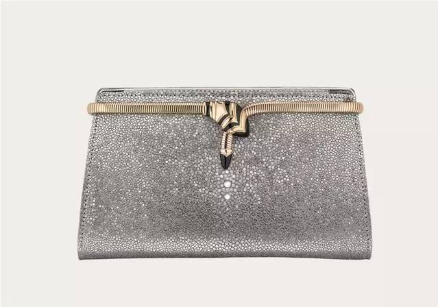 你的完美婚礼，还缺少这件梦幻单品