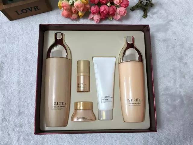 夏天用什么水乳控油清爽补水,夏天清爽水乳套装排行榜前十名