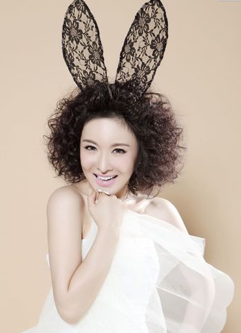 10款可爱的女生圆脸短发发型,合适三十岁圆脸女人的短发发型