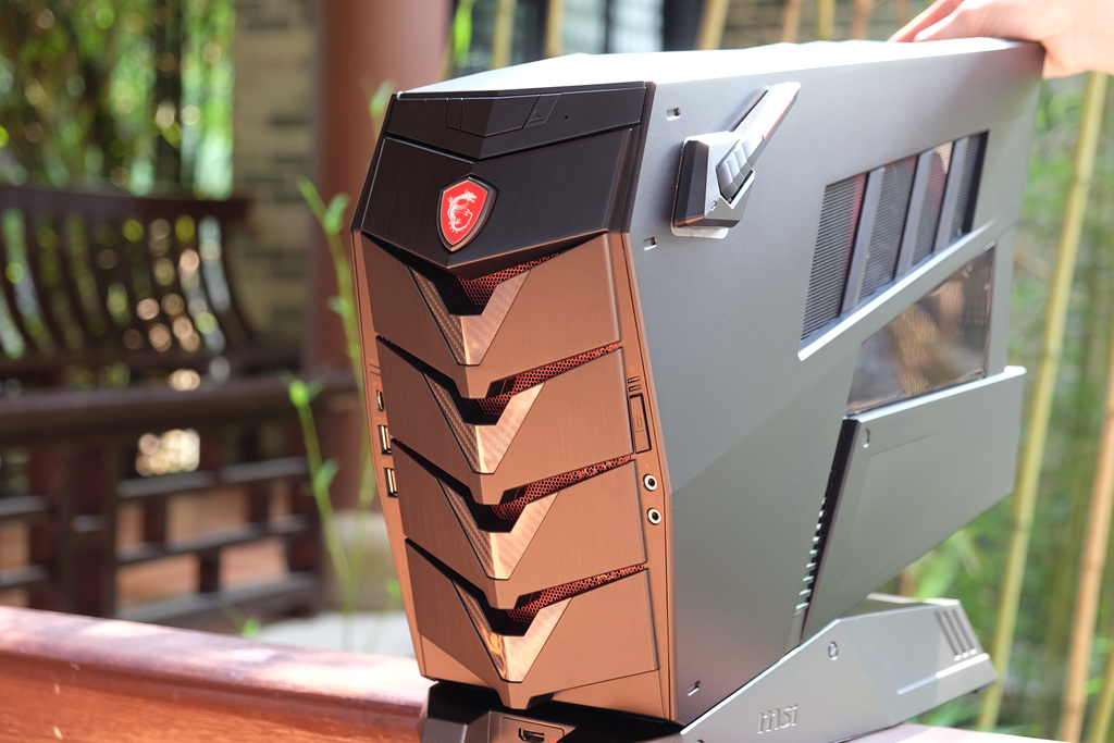 是谁？重新定义电竞主机，全面实测：宙斯盾3/Aegis3