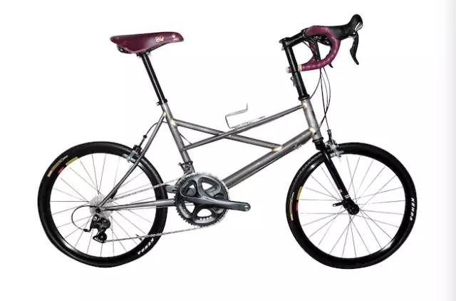 你怎么穿得像格利高里·派克？因为要参加复古骑行派对啊！