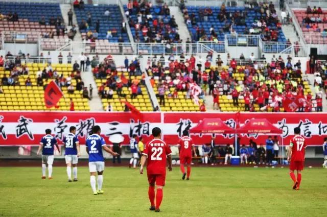 大雨挡不住的红色激情！全株洲人关注的顶级比赛嗨翻体育中心！