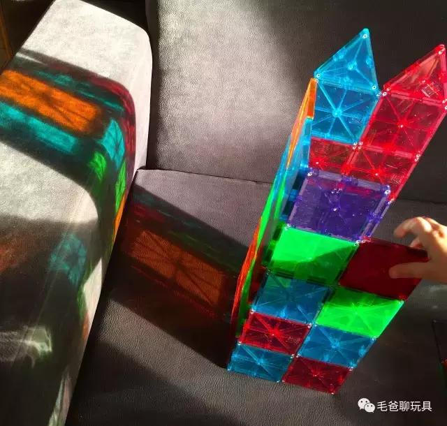 鹿晗的颜值和这款积木比起来，简直就是渣渣~对这款积木中毒已深