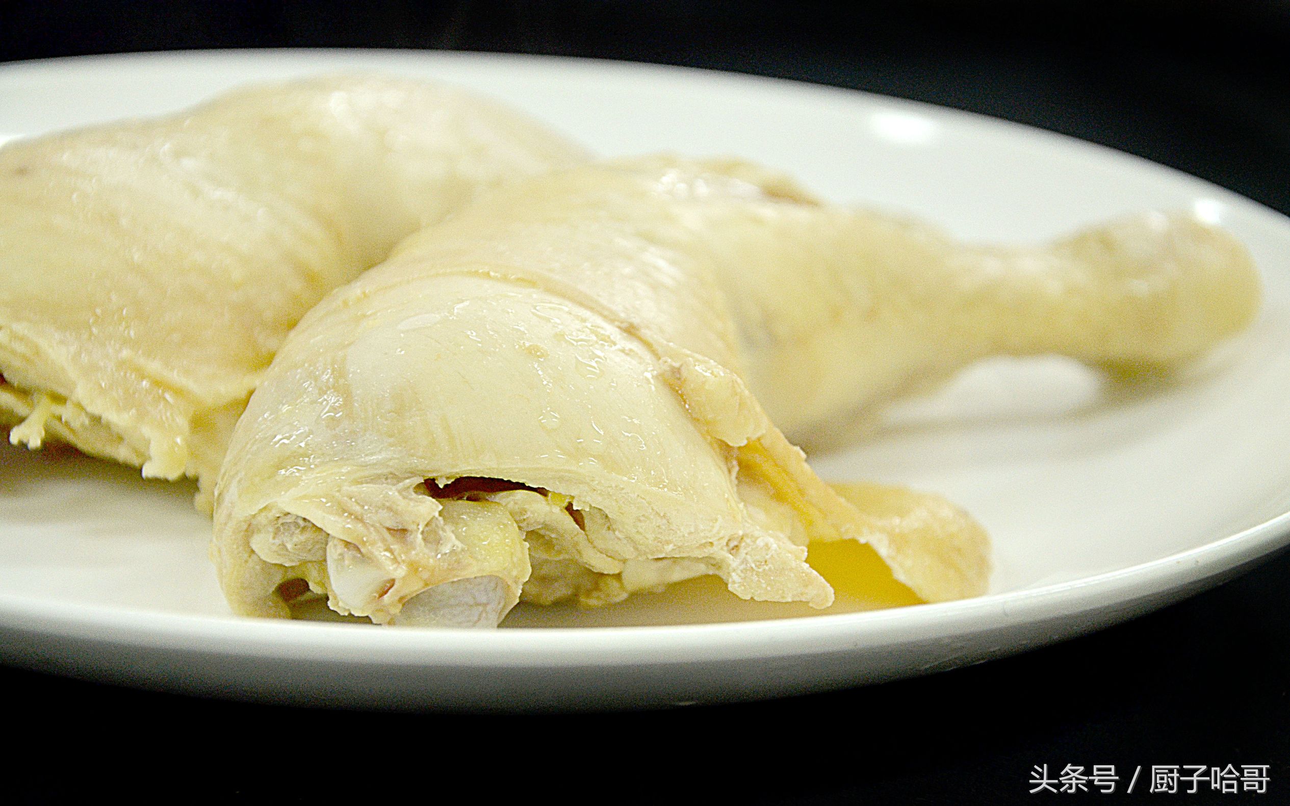 正宗口水鸡掌握大厨这几个技巧,新派口水鸡绝密配方