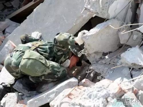 5.12汶川大地震真实影像实录,5.12汶川大地震官方纪录片