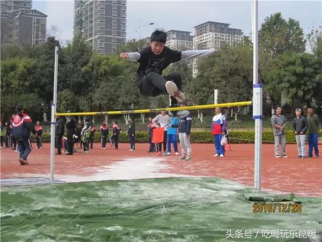 再见了龙狮城,再见了八年级