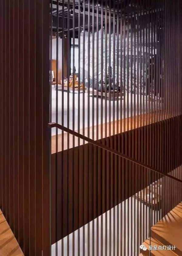 mcm官方旗舰店官包,mcm旗舰店是真的吗