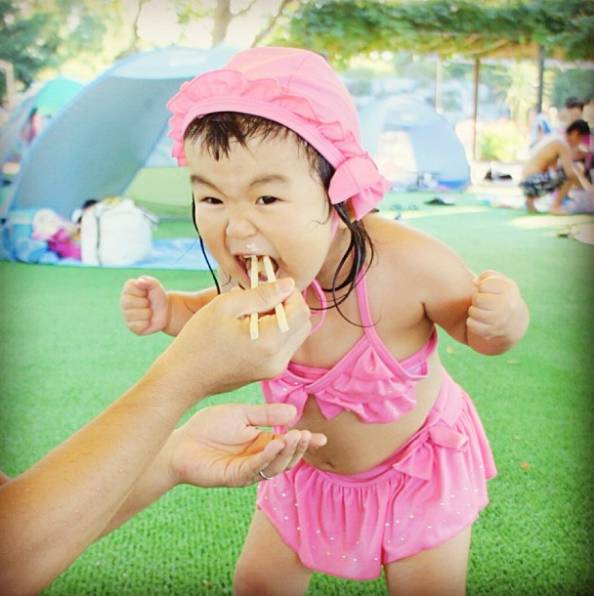 晒娃狂魔的日常视频,每日晒娃狂魔