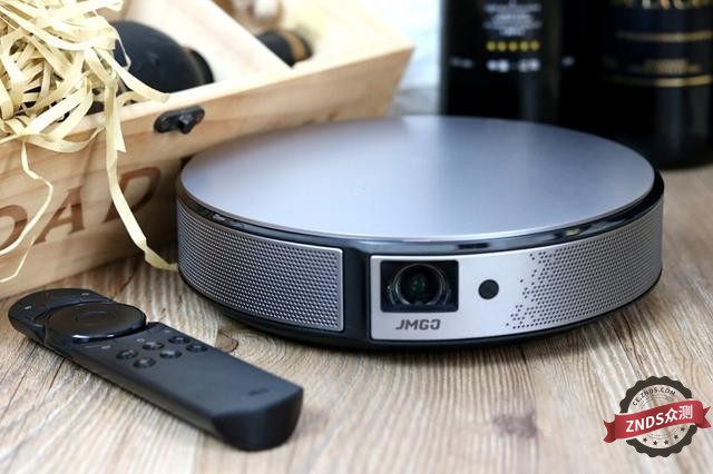 坚果c6智能投影价格,坚果c6投影仪是多大功率的