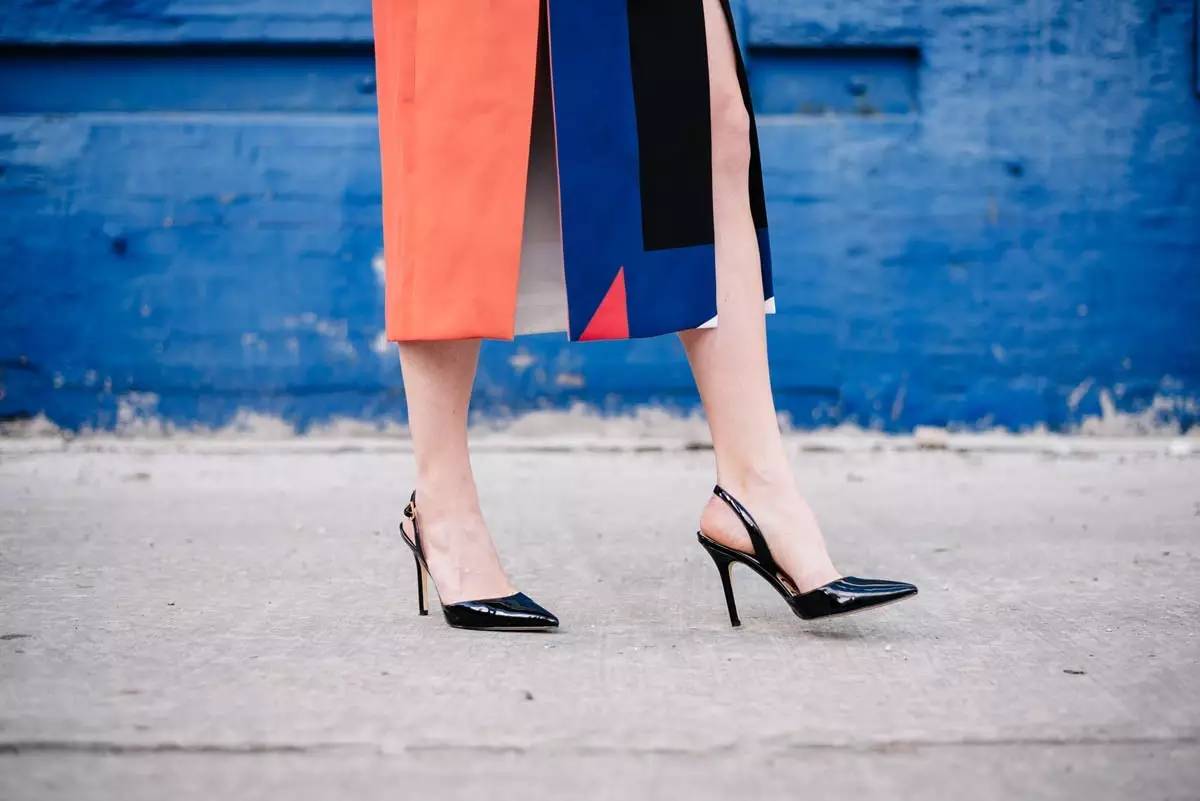 时尚尖头鞋让你变美丽,最迷人的小尖头鞋