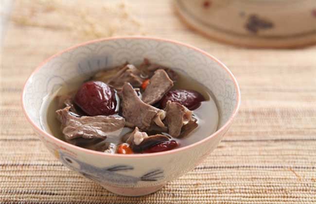 猪心炖什么补气血效果最佳,猪心炖花旗参补什么功效与功能