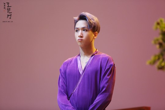 「VIXX」「盘点」170517名！不！虚！传！美丽温暖且神秘莫测的《桃源境》MV拍摄现场
