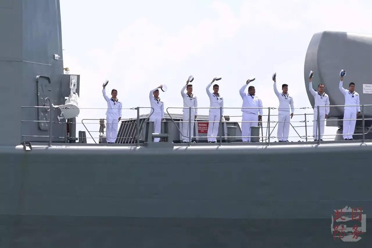 日本参加海上阅兵的军舰叫什么 (海上阅兵日本军舰)