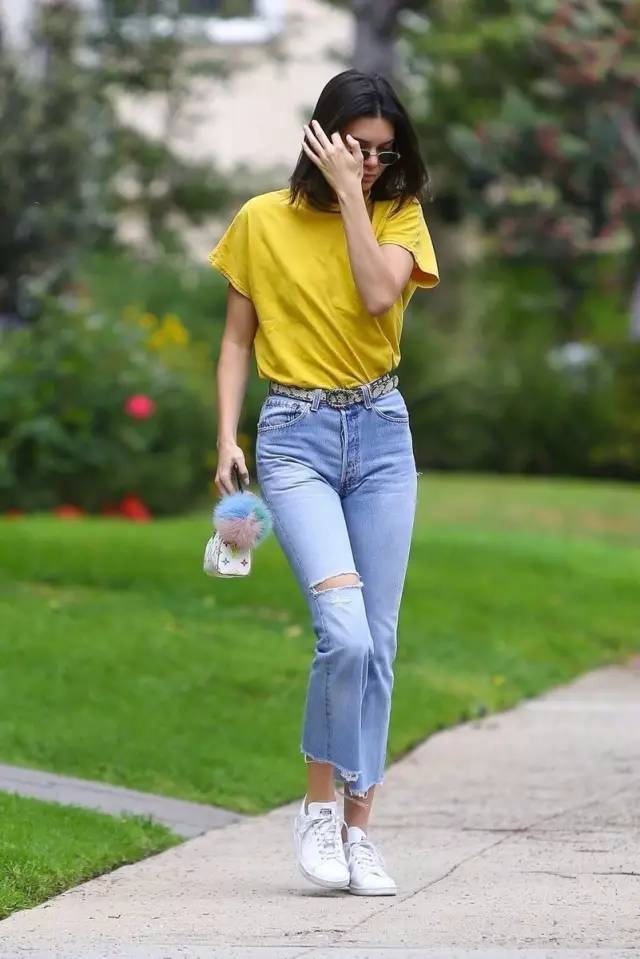 樱草黄色明亮显白又高级,樱草黄如何配色