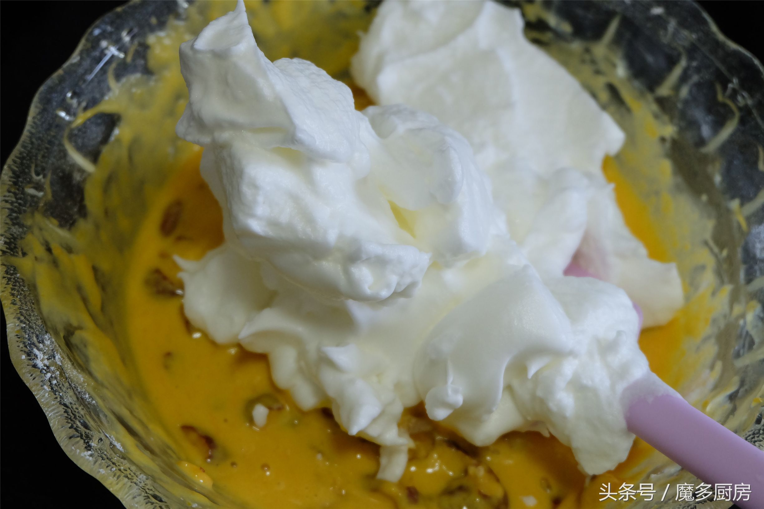 女儿爱吃的蛋糕，不用油不用奶，低糖更健康，营养美味妈妈制作