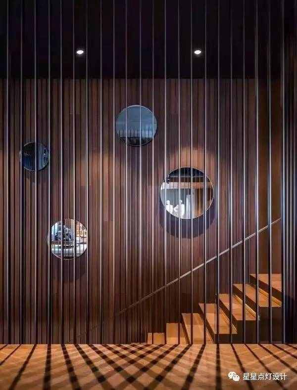 mcm官方旗舰店官包,mcm旗舰店是真的吗