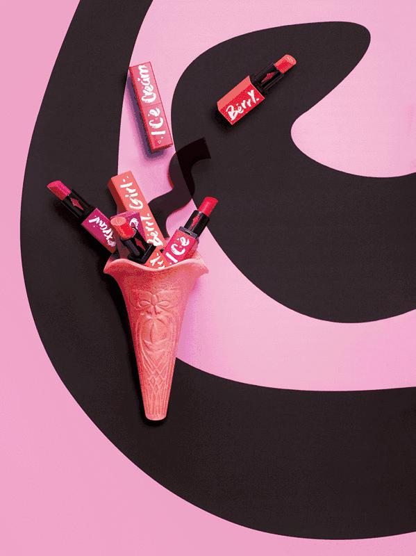 “要一份外卖全家桶，外加10支口红”