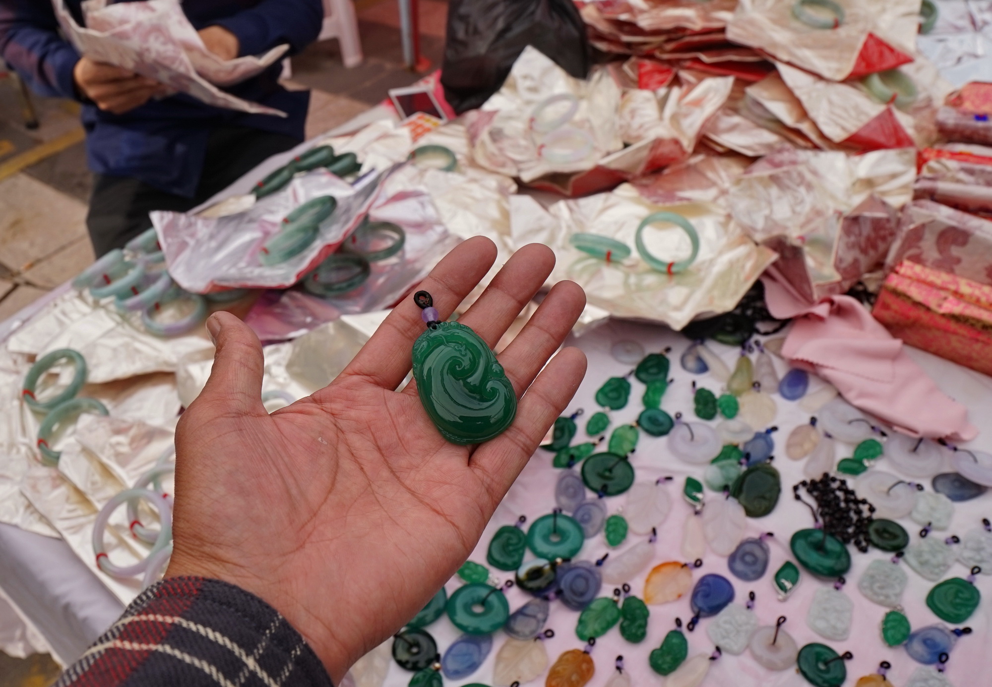 腾冲性价比最高的翡翠市场在哪里,腾冲翡翠市场缅甸玉